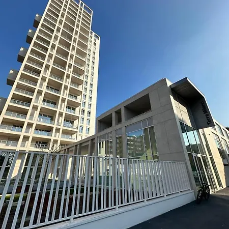 Torremilano - Luxury Modern Flat Rooftop&pool&garden Apartment Milan